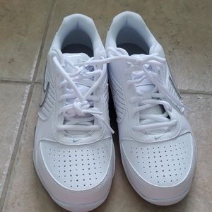 Nike men's Air tennis shoes